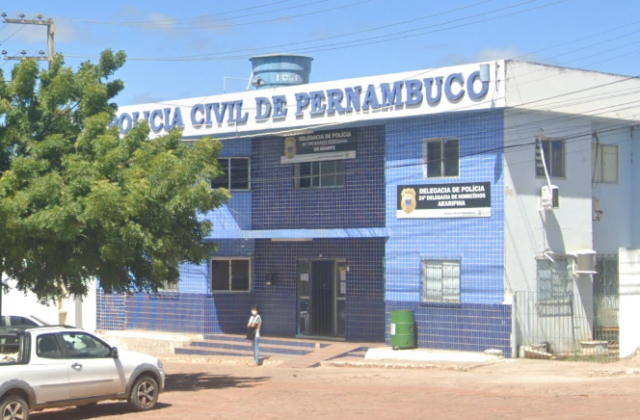 Homem é preso duas vezes na mesma noite após portar faca em festa e ameaçar policiais em Araripina