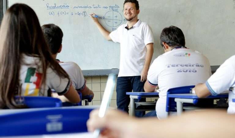 Professores da rede estadual têm até a sexta-feira para inscrever projetos de extensão que podem ganhar até R$ 46 mil