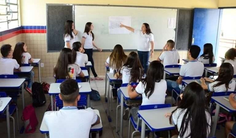 Secretaria de Educação de Pernambuco convoca mais de 580 novos professores e servidores de educação