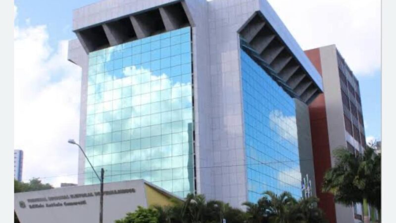 Justiça Eleitoral não permite candidatura avulsa para o Senado de partidos coligados para governador