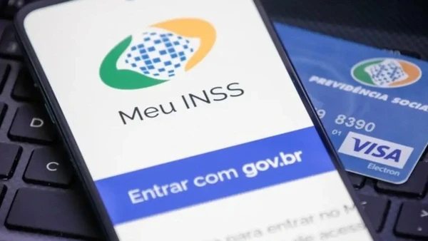 Morte de beneficiário do INSS exige bloqueio da conta e regras para resgate de valores