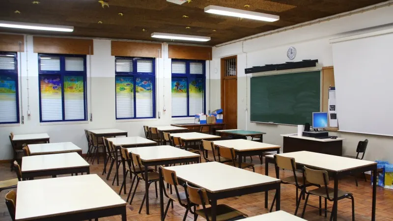 CCJ aprova projeto que altera cálculo da jornada de professores