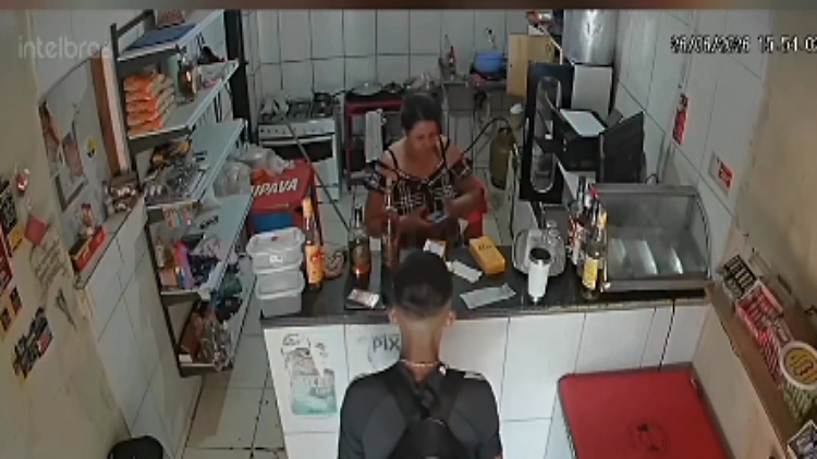 Homem é esfaqueado em estabelecimento em frente ao presídio de Petrolina