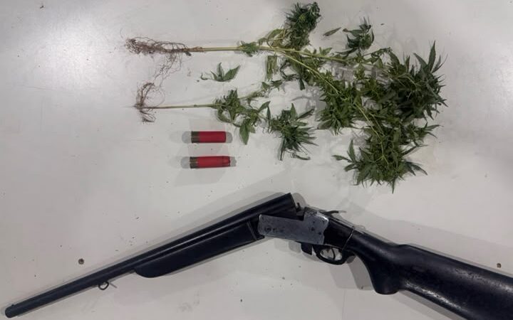 Traficante dispara contra policiais durante fuga em bairro de Serra Talhada