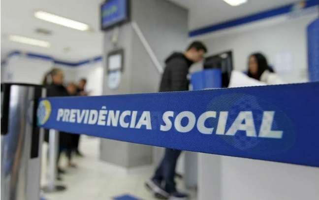 Beneficiários que começaram a receber do INSS a partir de maio receberão 13º em novembro