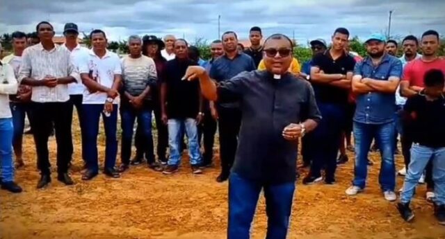 Padre Luciano critica atuação atual do Polo Sindical e cobra foco nos problemas dos reassentamentos de Itaparica