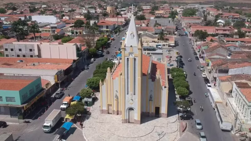 Concurso da Prefeitura de Exu oferece 305 vagas; inscrições vão até 31 de agosto