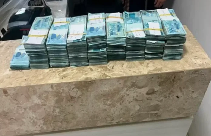 Três agricultores de Juazeiro (BA) perdem R$ 1 milhão após terem caixa de dinheiro trocada em negociação