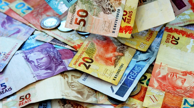 Lula edita MP para ampliar crédito e reforçar Desenrola com R$ 2,75 bi