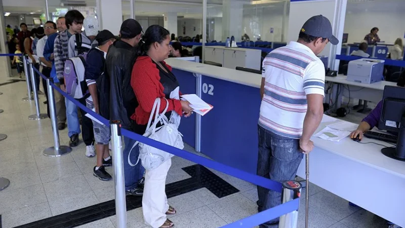 Nova lei reduz prazo para acelerar processos e diminuir fila do INSS