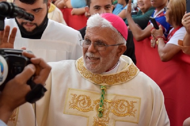 Bispo da Diocese de Salgueiro determina que padres “não assumam bandeiras partidárias” no período eleitoral