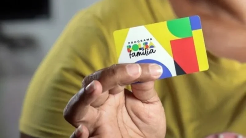 Bolsa Família começa a ser pago nesta quinta-feira (17/9); veja calendário