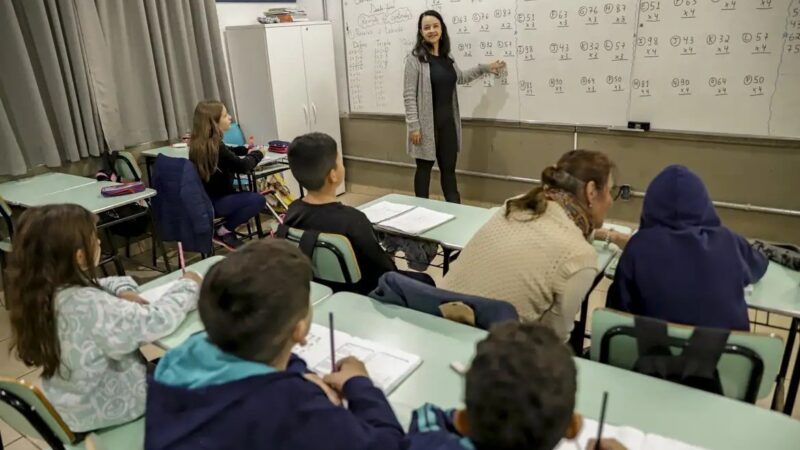 Mobilização para escolas analisarem resultados do Ideb termia sexta-feira (11)