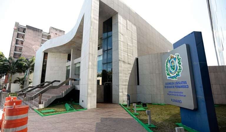 Assembleia Legislativa de Pernambuco tem renovação de 41% dos deputados em 2027