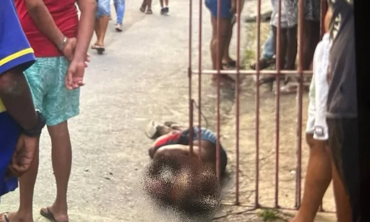 HOMEM É ASSASSINADO A TIROS NO BAIRRO DE ÁGUA FRIA NO RECIFE