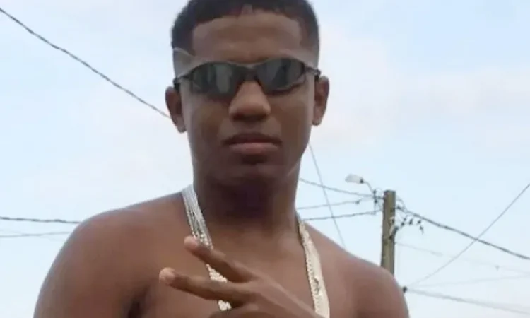 EX-PRESIDIÁRIO É ASSASSINADO A TIROS NA PRAÇA ABELARDO SENA, EM RIBEIRÃO